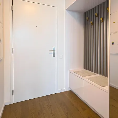 Skau Sky Park White By Zaha Hadid 3 Tower 27 Floor Panoramic View Free Parking Apartamento Bratislava