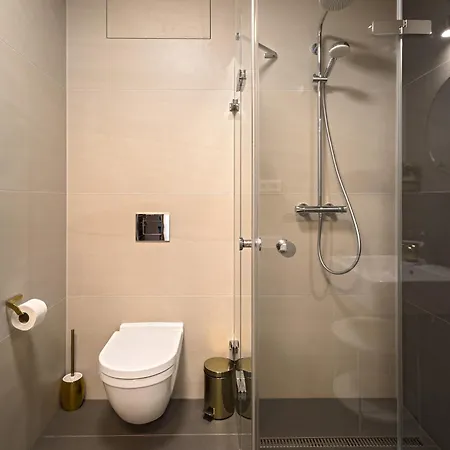 Skau White In Sky Park 3 Tower 27 Floor Panoramic View Free Parking