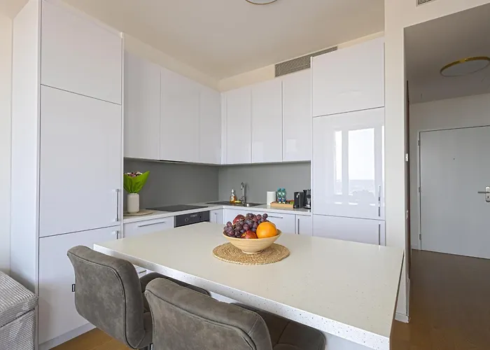 Skau Sky Park White By Zaha Hadid 3 Tower 27 Floor Panoramic View Free Parking Lejlighed